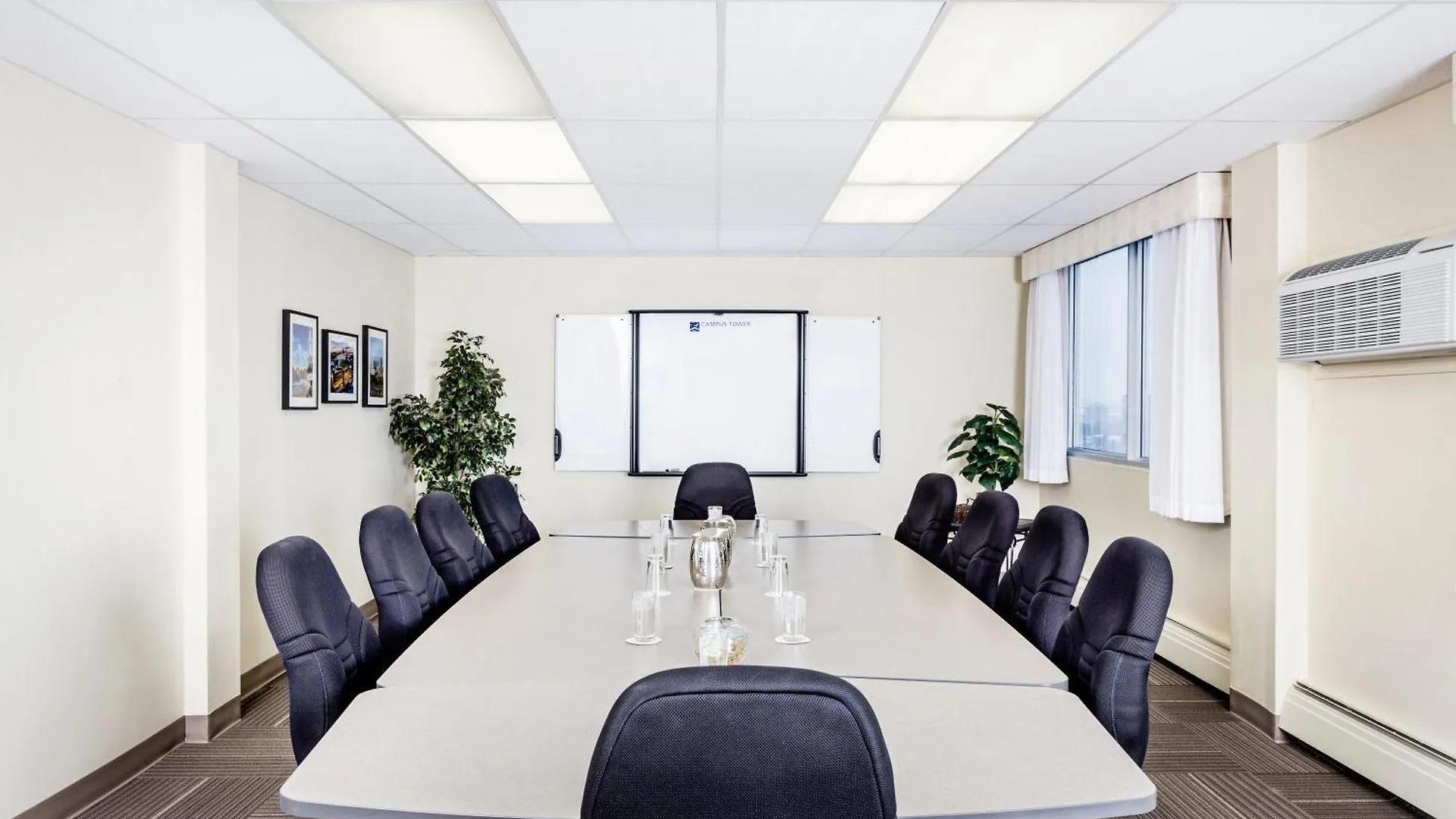 Campus Tower Suite Hotel Edmonton