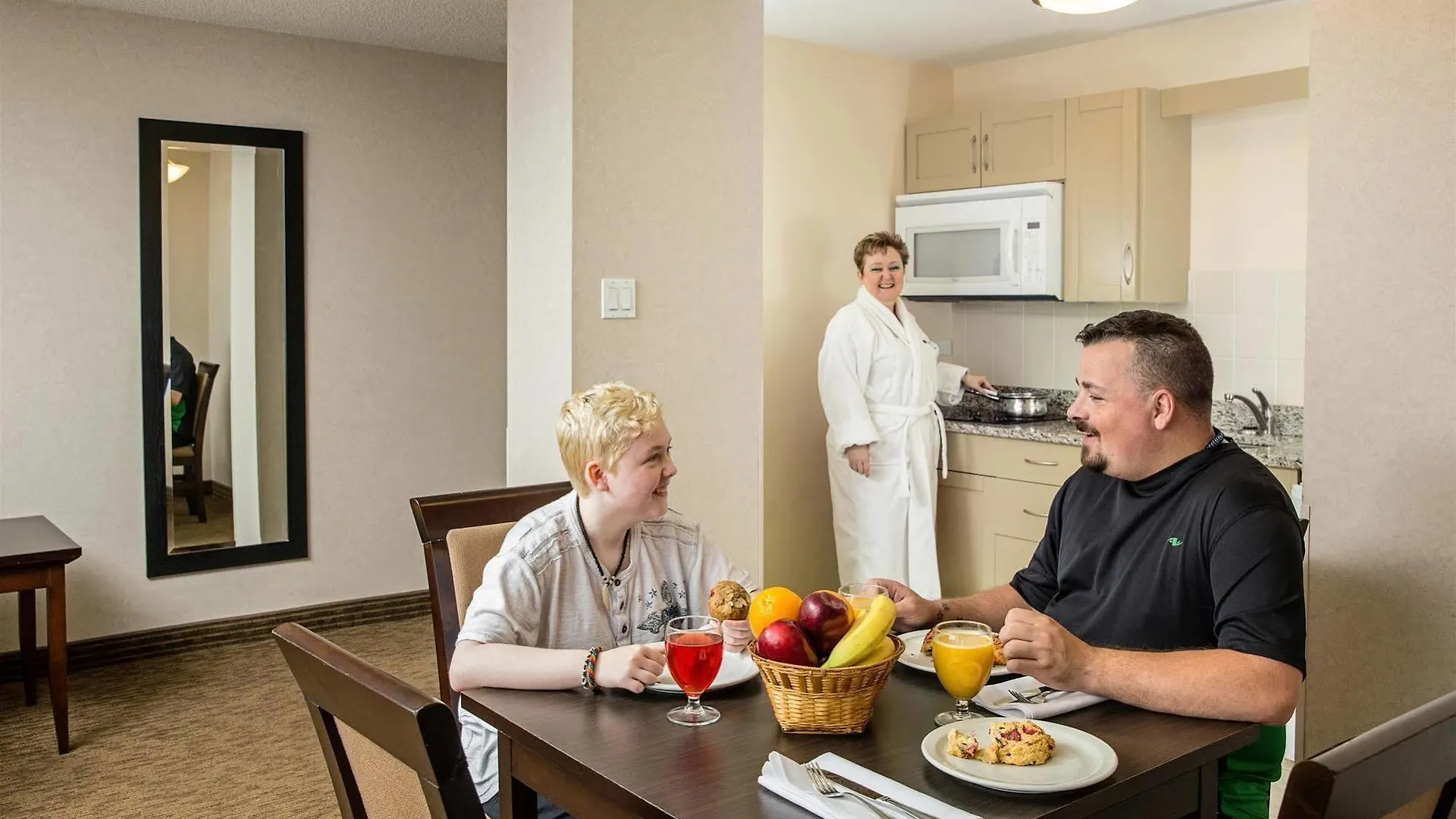 Campus Tower Suite Hotel Edmonton