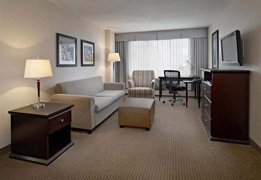 Campus Tower Suite Hotel Эдмонтон