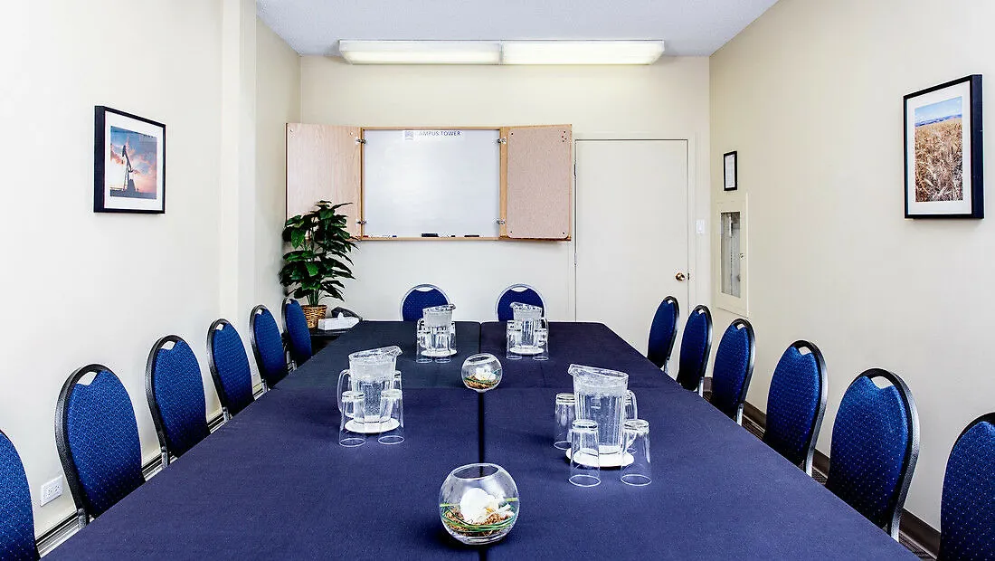 Campus Tower Suite Hotel Edmonton